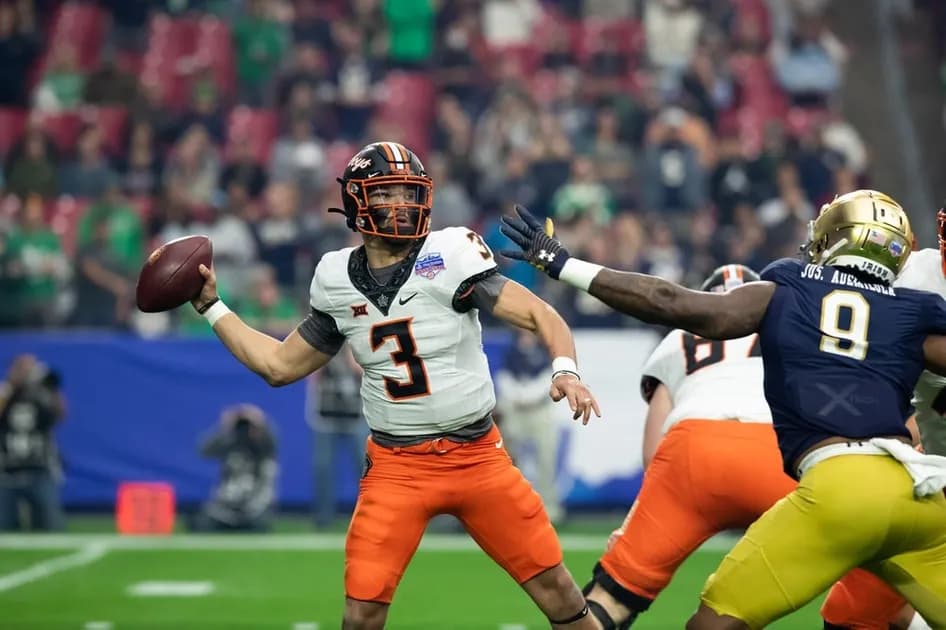 Free expert college football team and player prop bets this week: Spencer Sanders to light it up again