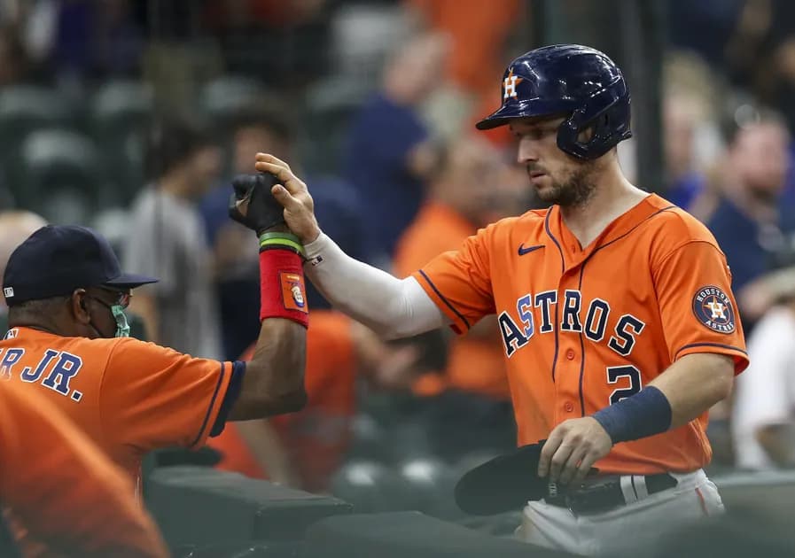 MLB Houston Astros vs Boston Red Sox same game parlay picks (+1127) for Tuesday: Nathan Eovaldi ready to attack