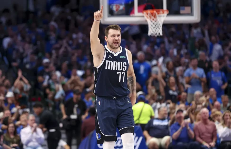 Best NBA player prop bets for Tuesday, 10/25: Luka Doncic flourishes against the Pelicans