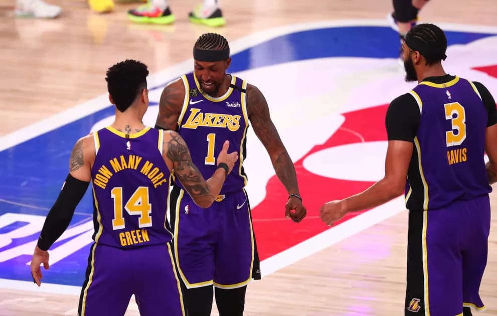 Bet $1, Win $100 if Lakers or Heat Hit a 3-Pointer!