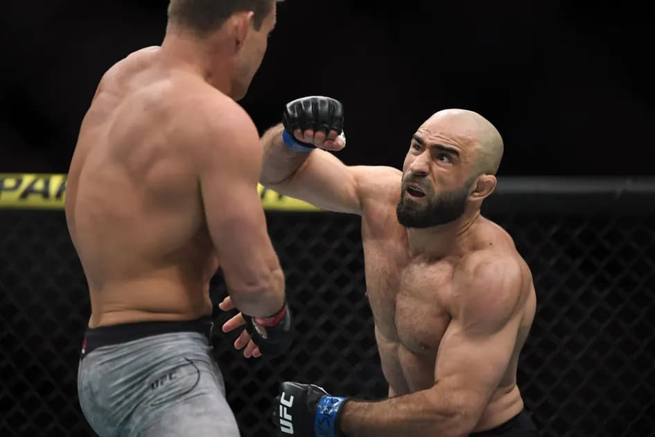 UFC Predictions: Fight Night 174 Lewis vs. Oleinik picks and best bets