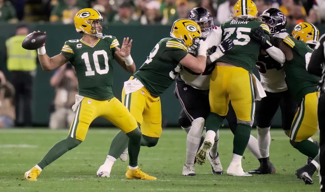 NFL Week 6 Opening Lines, Odds & Best Bets: Cowboys woes likely to continue at Packers