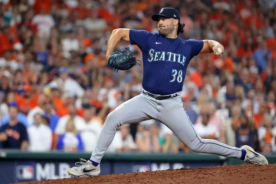 Best MLB player prop bet for today 3/31: Robbie Ray runs through the Guardians