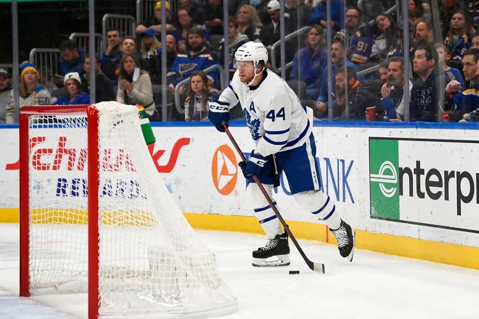 Four-pick cross-sport parlay for Wednesday (+1502 odds): EPL, college basketball, NHL, and NBA