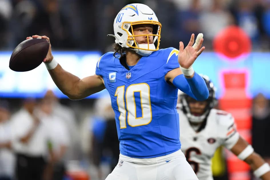 $1,000 Caesars Sportsbook promotion with PICKSWISE1000: Chargers vs Broncos