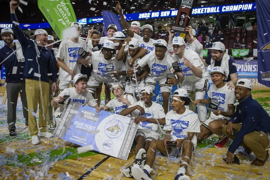 NCAA Tournament Round of 64 mega parlay (+1037 odds): A couple of upsets on Day 1