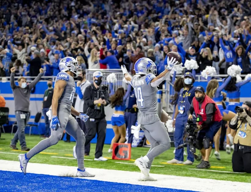 Thursday Night Football Green Bay Packers vs Detroit Lions Same Game Parlay: Amon-Ra St. Brown thrives in primetime at +600 odds