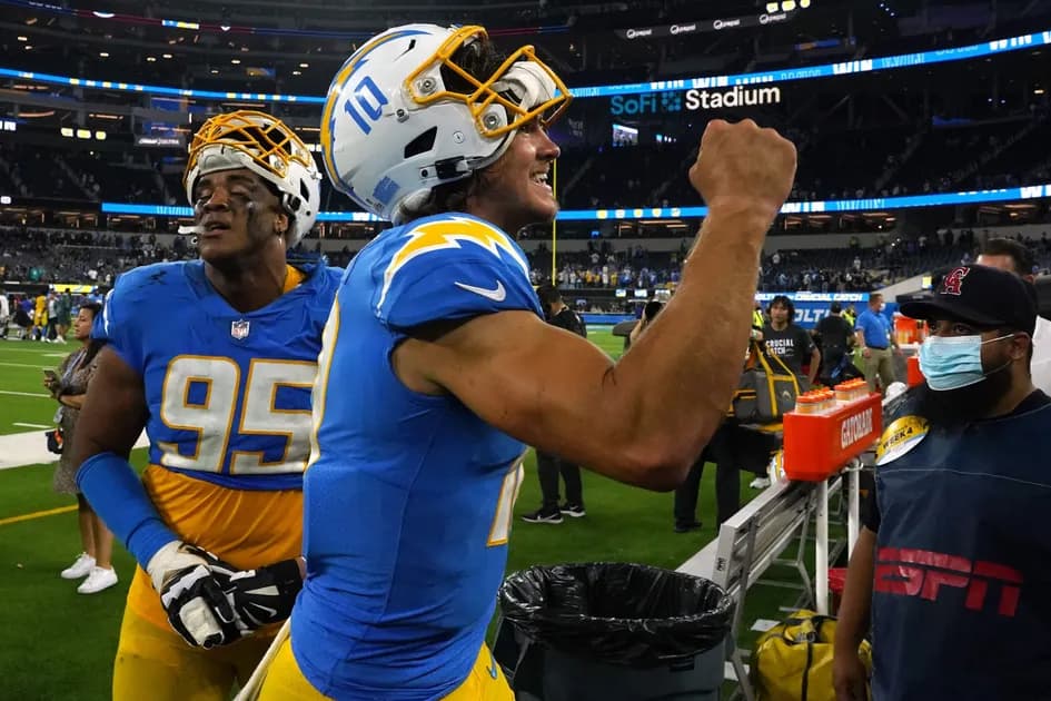 Back to the Futures: Oddsmakers react to NFL Week 4, MLB Postseason analysis