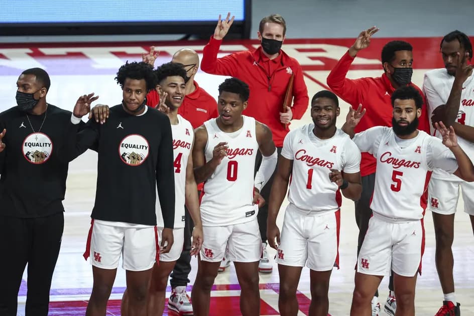 March Madness daily update: Houston in Elite Eight for first time since ‘84