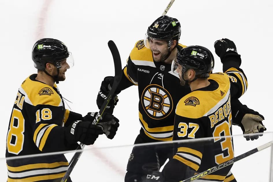 NHL mega parlay at +971 odds, Monday, 4/17: Playoff time!