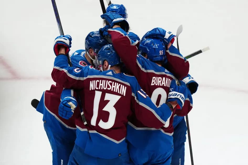 Tampa Bay Lightning vs Colorado Avalanche same game parlay (+400): Avalanche lift the Stanley Cup