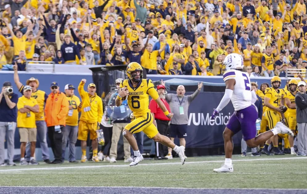 College Football Week 3 opening lines, odds and best bet: Mountaineers' ground game spoils Pitt's undefeated season
