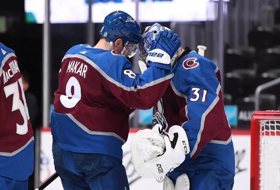 Wednesday NHL four-team mega parlay (+1141 odds): Big day for West Division