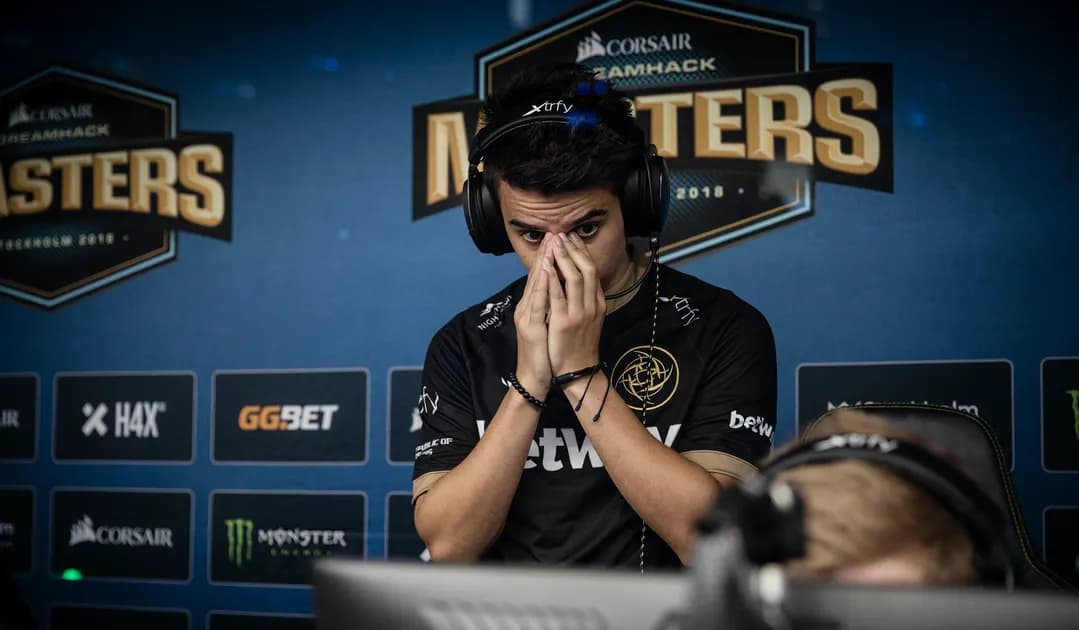 CS:GO "Coach Bug" Scandal