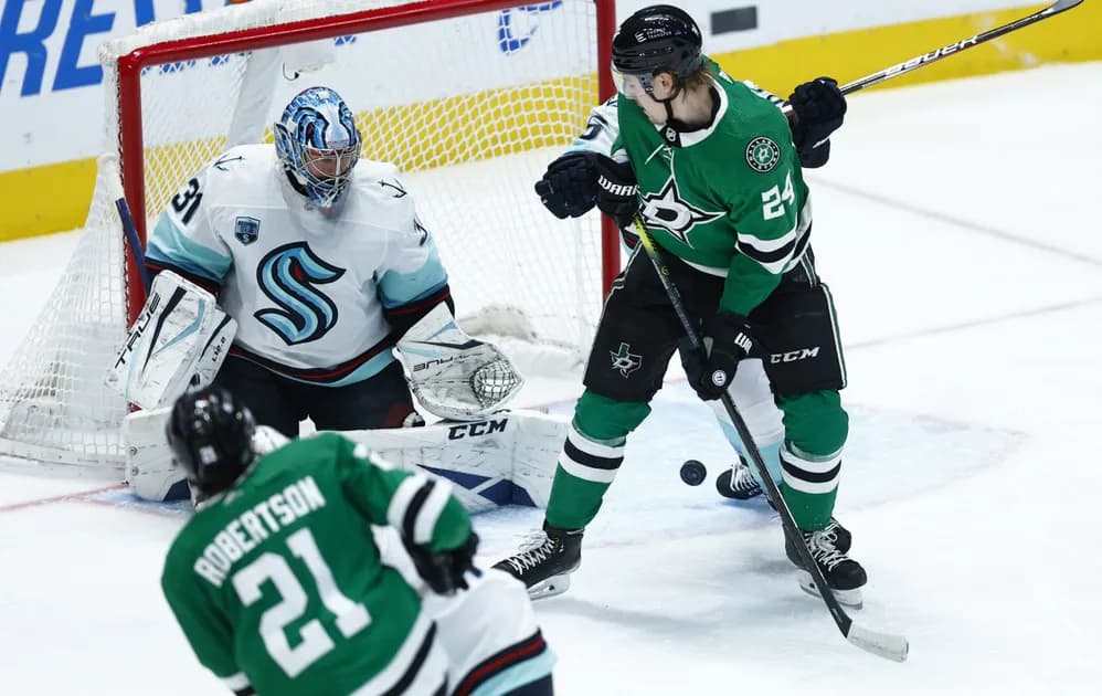 Best player props for Friday's NHL slate: Robertson can't be contained