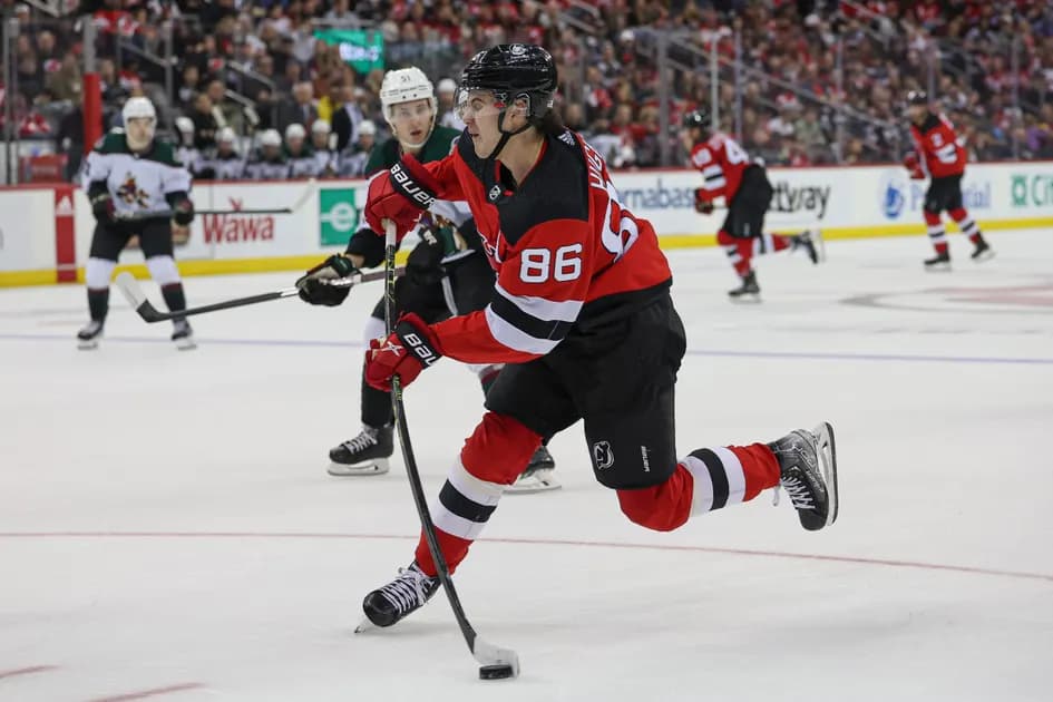 Best NHL prop bets for today 11/21: Jack Hughes has his way at home