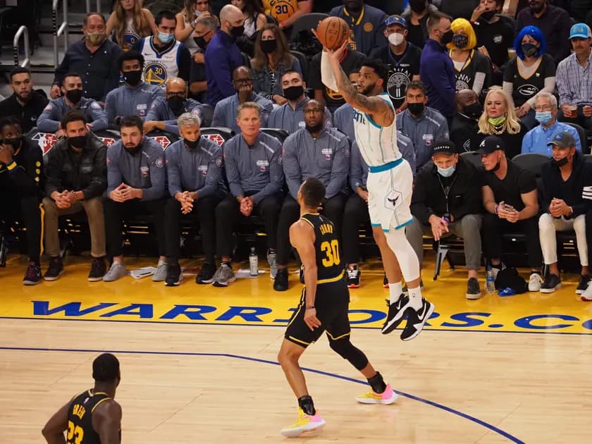 JutPicks' best player props for Friday's NBA slate: Bridges puts points on the board