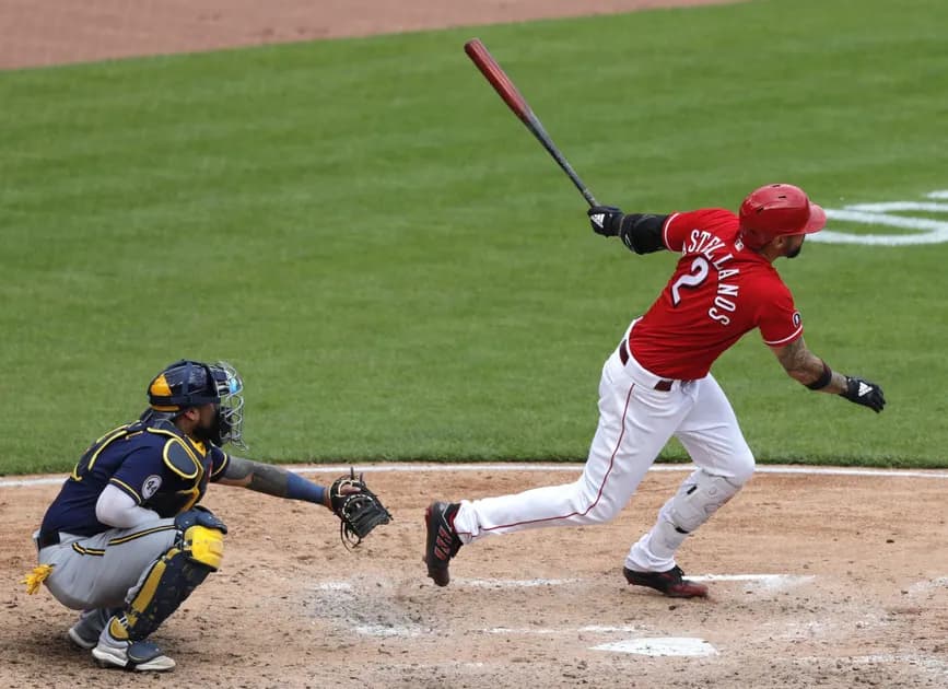 Player props for Saturday's MLB slate: Castellanos can deliver