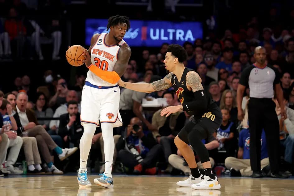 Best NBA first basket scorer prop bets for today 4/30: Julius Randle steamrolls the Heat