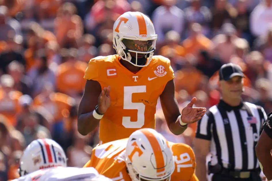 Week 10 College football best bets, odds and game picks, including Tennessee vs Georgia: Can we go a perfect 3-0 again?