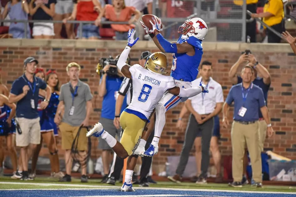 College Football parlay picks: Week 8 four-team parlay pays 12/1!