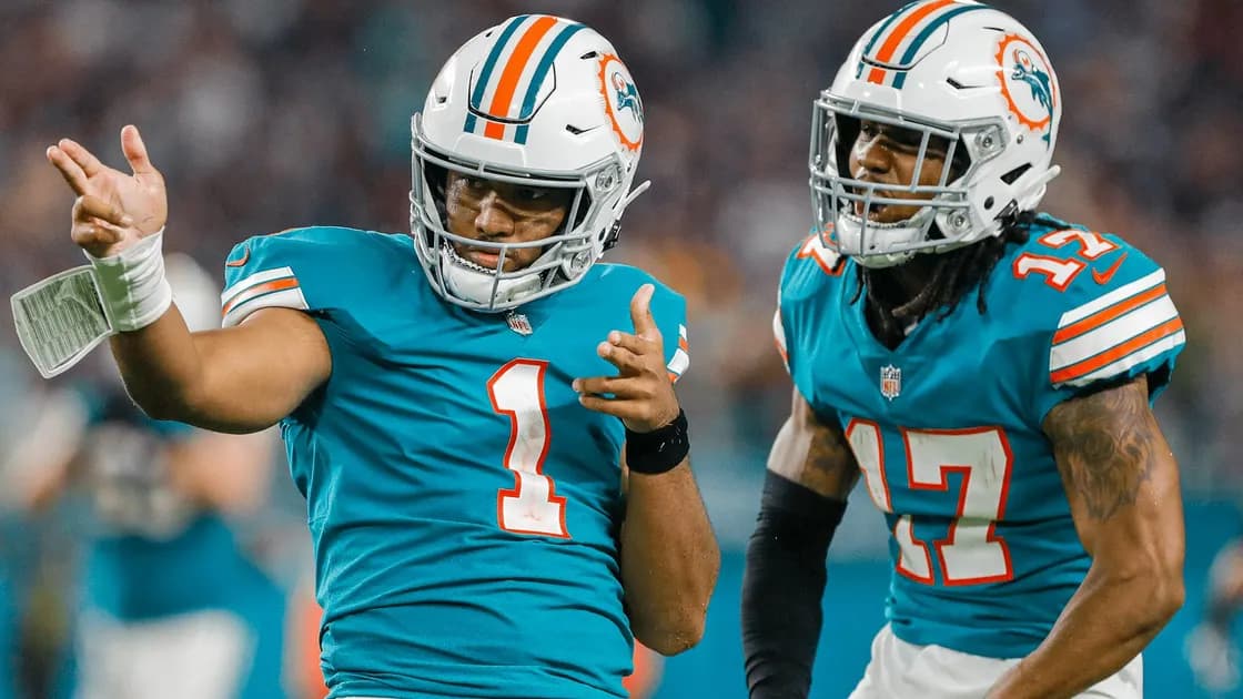 Pickswise NFL experts give their Week 9 predictions and best bets: Dolphins down the Bears