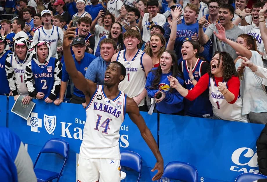DraftKings sign-up offer good for $200+: Use for Cal Baptist vs Kansas