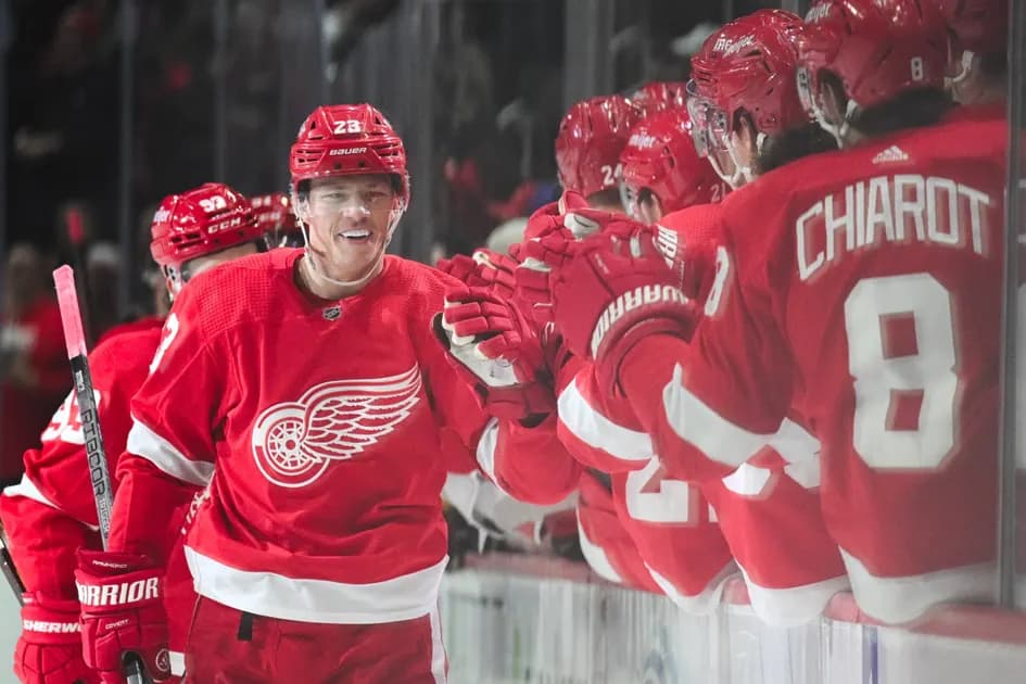 Bruins vs Red Wings Prediction & Same Game Parlay picks: Lucas Raymond propels Wings at +575 odds