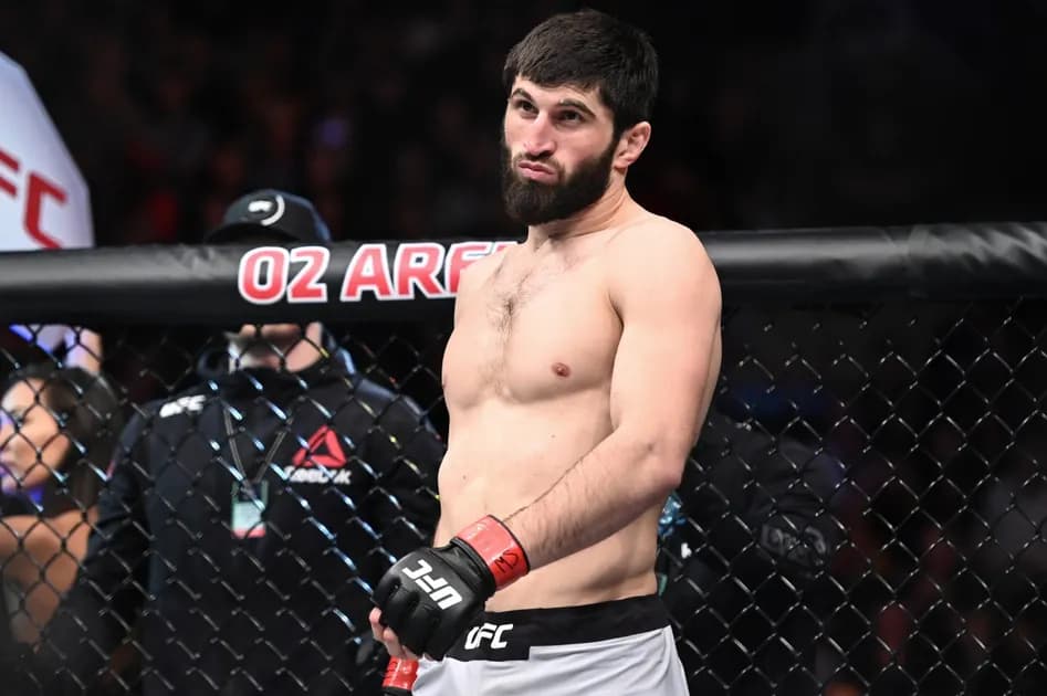 UFC 308 Parlay at +593 odds: Featuring Khamzat Chimaev vs. Robert Whittaker and Magomed Ankalaev vs. Aleksander Ratic