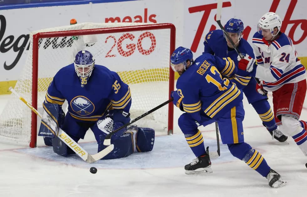 Tuesday NHL four-team mega parlay (+1903 odds): Busy night in East Division