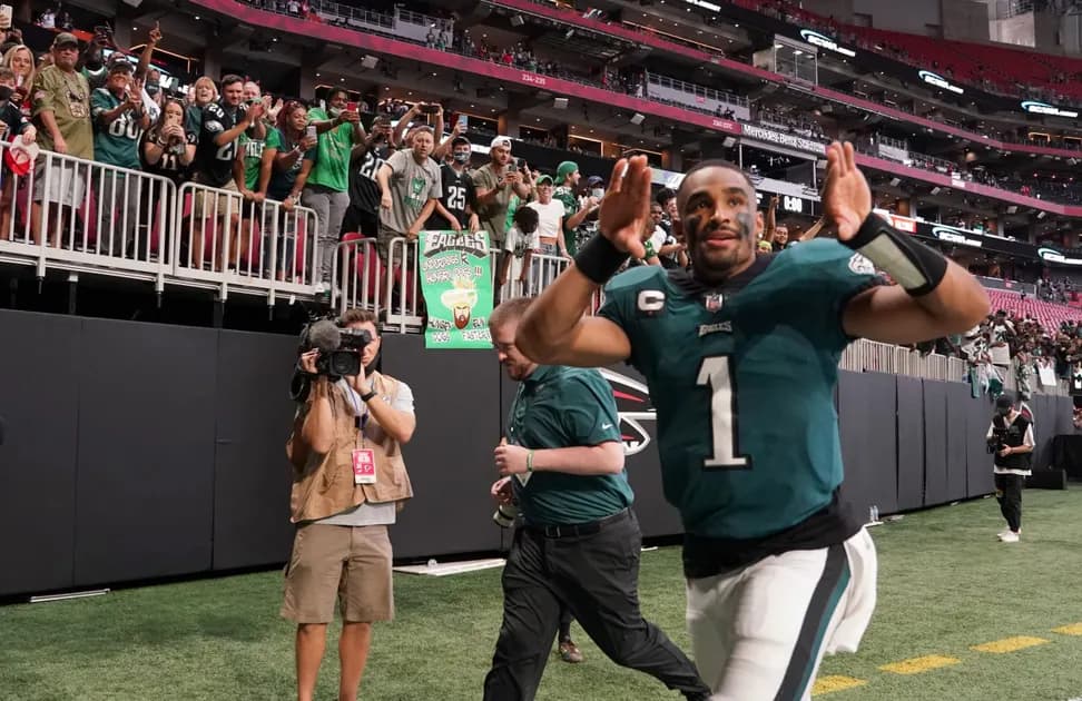 Philadelphia Eagles vs Indianapolis Colts NFL predictions, picks, odds & spreads: Eagles look to bounce back from first loss