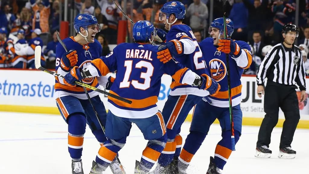 NHL Thursday mega parlay: Three puck lines with great value