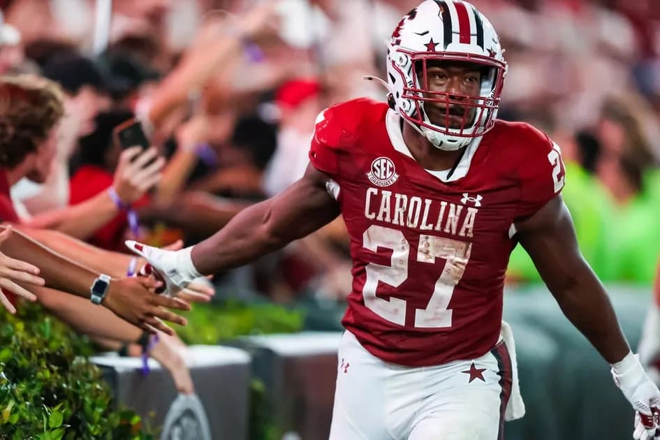 College Football Week 6: Saturday NCAAF Parlay Picks: Gamecocks, Gators and Gophers up to the test at +1117 odds
