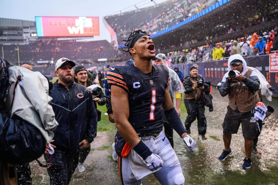NFL MNF Chicago Bears vs New England Patriots Same Game Parlay (+725 odds): Bears can keep it close