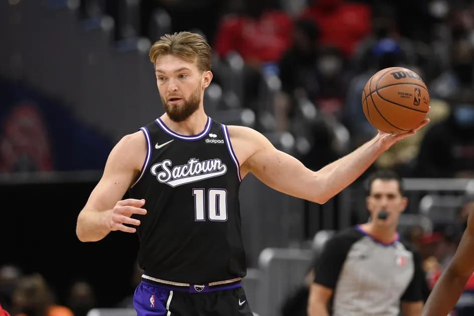 Best NBA player props for Monday's slate: Sabonis takes over against the Thunder