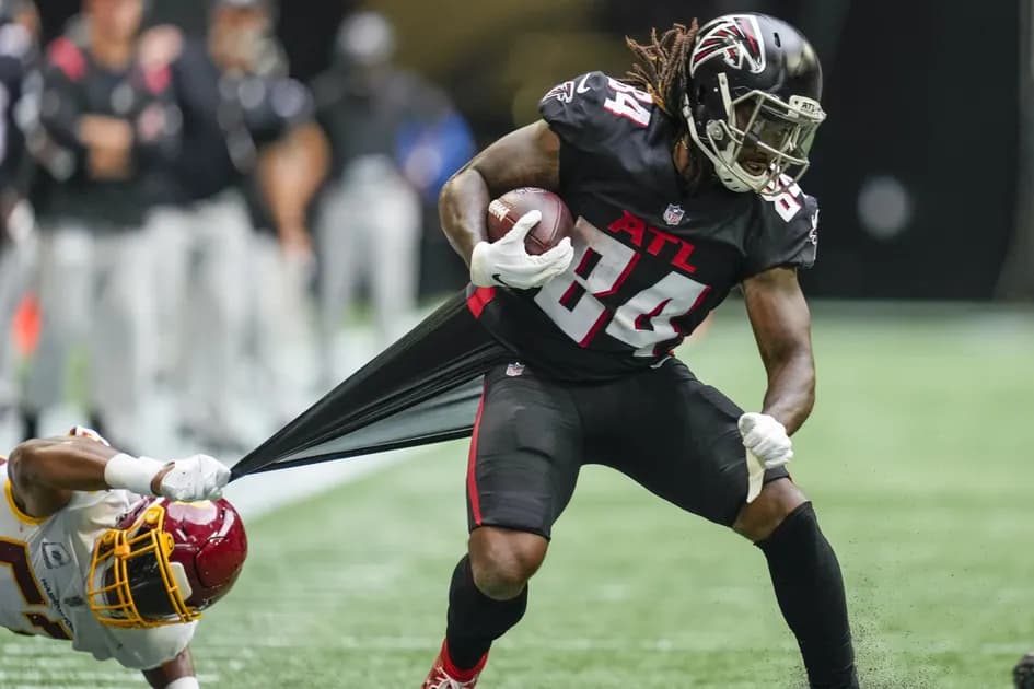 View from the Front Office: The top 5 NFL free agent signings making an impact