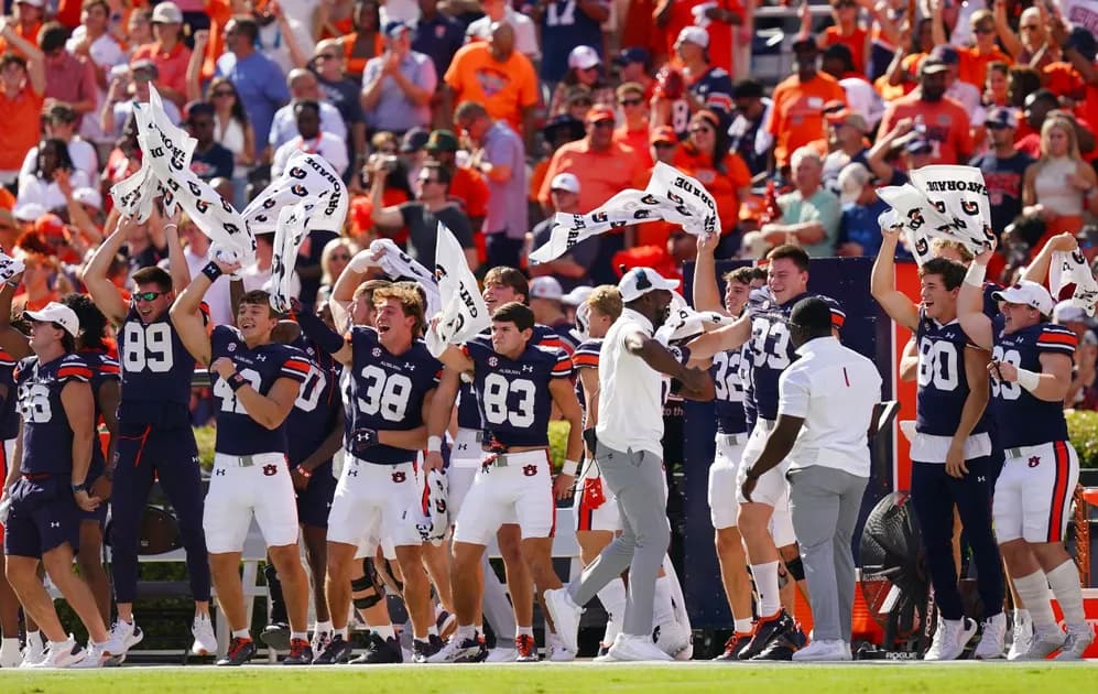 College football betting guide: Expert CFB Bowl picks, predictions & Betting Odds for Saturday, 12/30