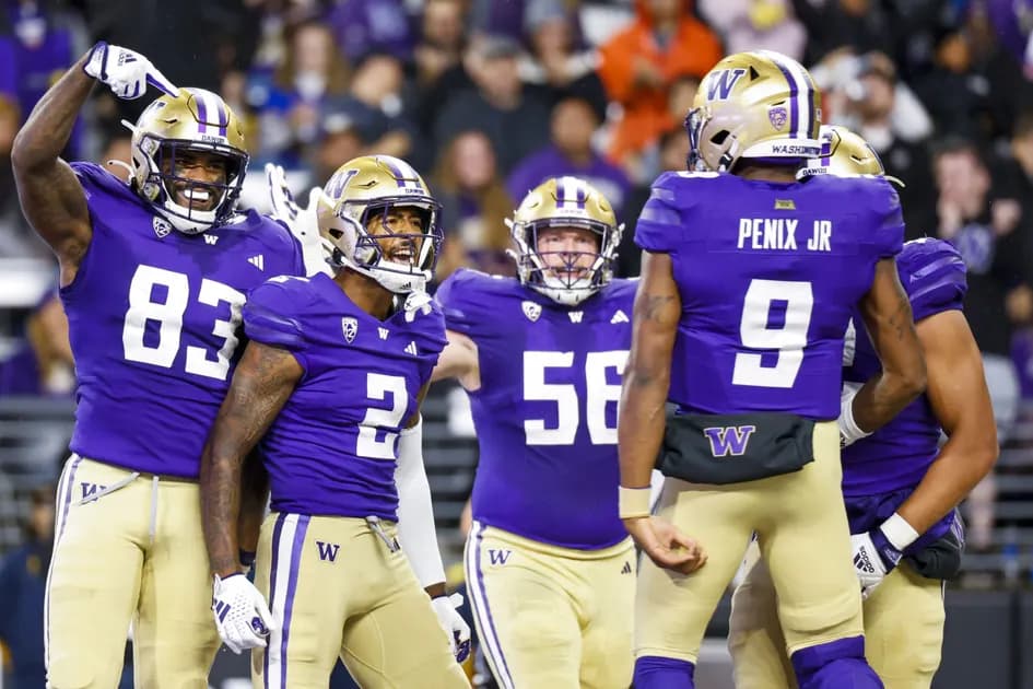 College football Oregon Ducks vs Washington Huskies Same Game Parlay picks: Penix keeps Washington competitive at +783 odds