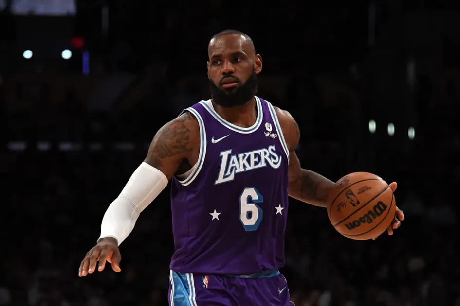 NBA Sunday same game parlay (+586 odds): Los Angeles Lakers vs Phoenix Suns
