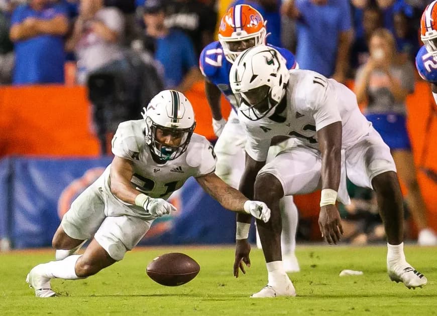 College Football USF Bulls vs Syracuse Orange Boca Raton Bowl Same Game Parlay picks: South Florida has a shot at +420 odds