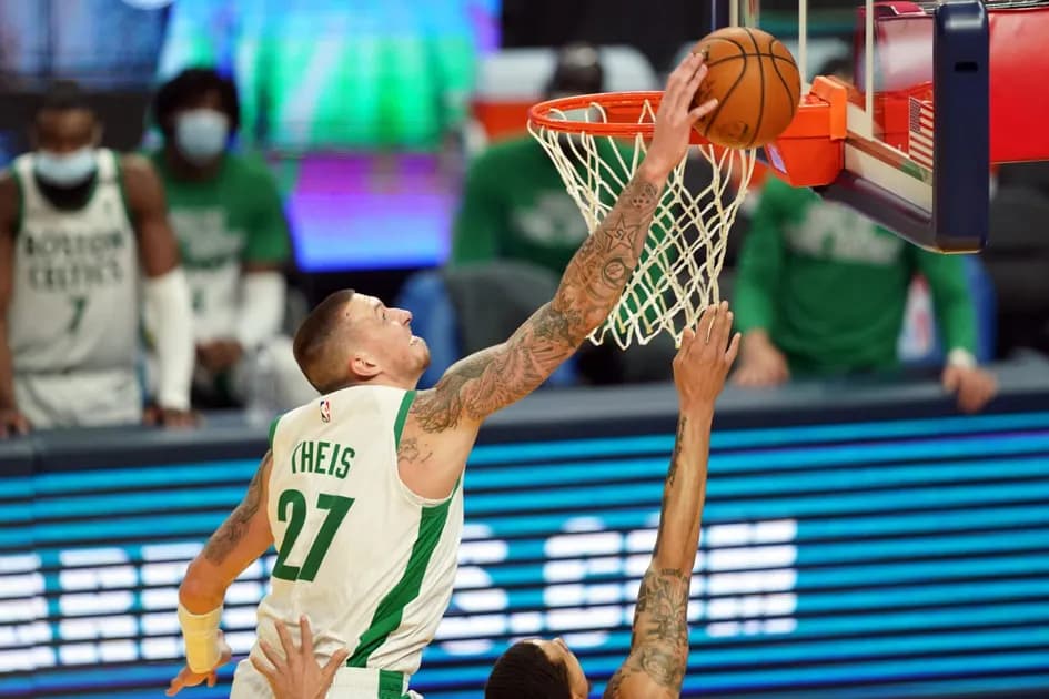 Best player prop bets for Sunday's NBA slate: Theis can shine bright against the Suns