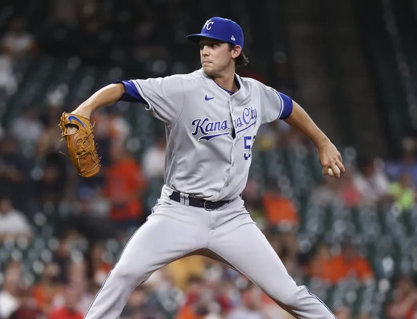 Best MLB player prop for Saturday's MLB slate: Lynch to K Mariners