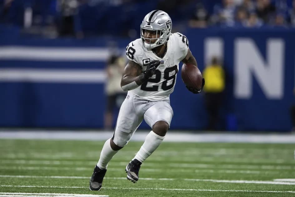 NFL SNF Pittsburgh Steelers vs Las Vegas Raiders Same Game Parlay: Josh Jacobs gets on track at +926 odds