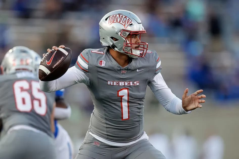 DraftKings Promo Code Guarantees Over $150 in Bonuses: Kansas vs UNLV
