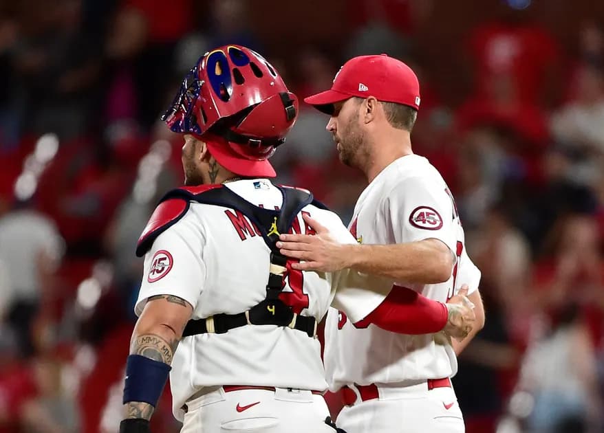 MLB Thursday three-team mega parlay (+803 odds): Cardinals to roll Brewers