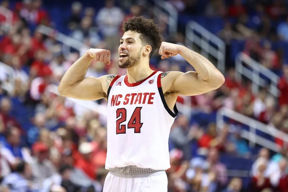 College basketball Saturday 5-team mega odds parlay (+2215)