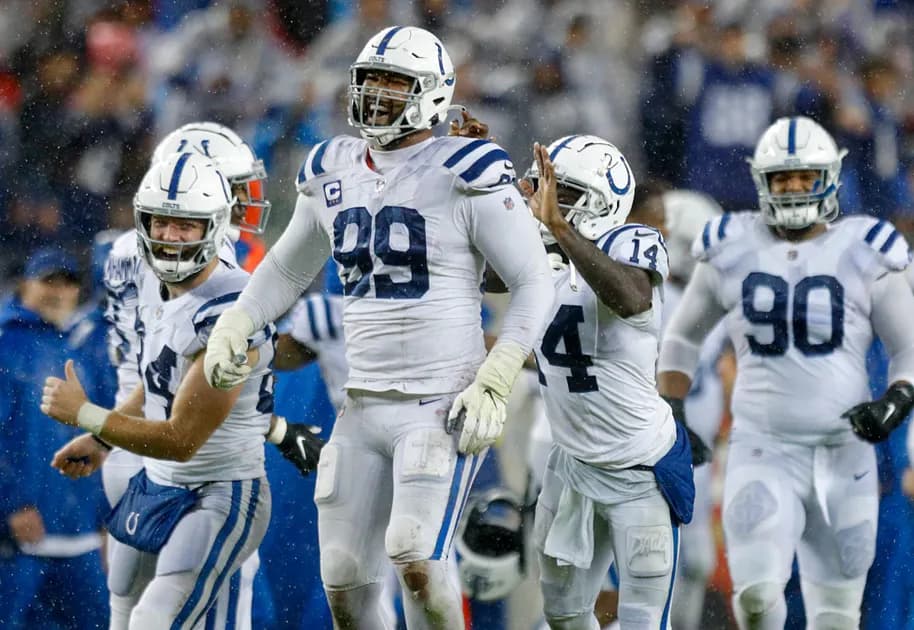 Sunday Night Football reaction: Colts keep season alive with gutsy win