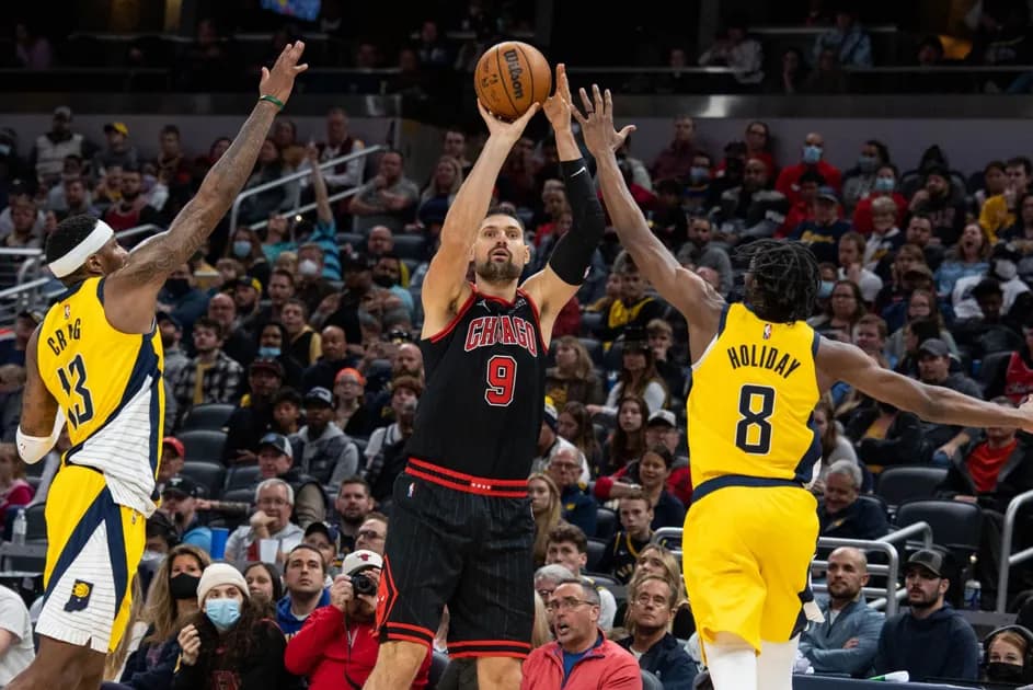 Adam Ronis' NBA player prop picks for Monday, January 3