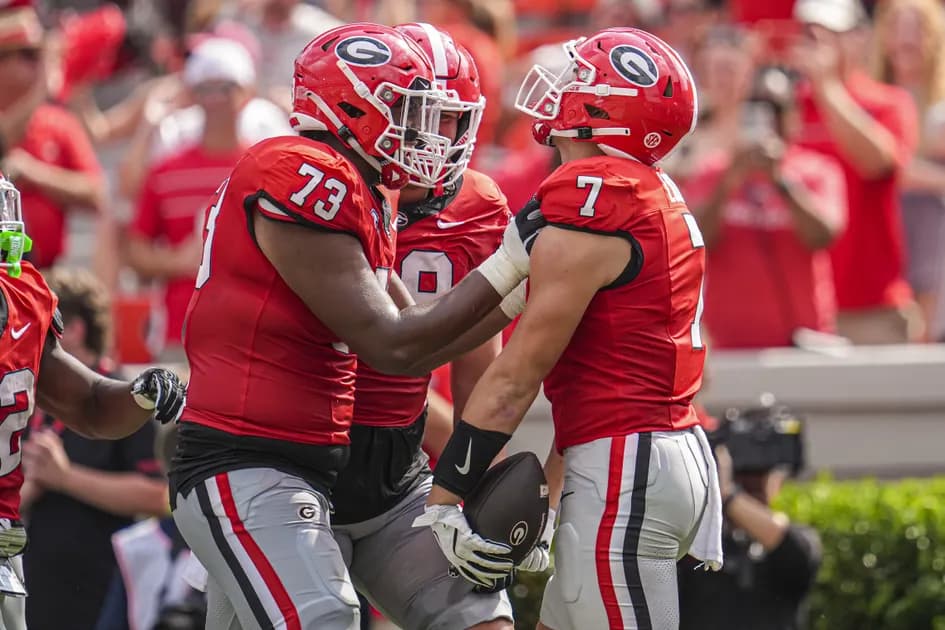 Best Bet365 bonus code PWEVG for College Football today: Bet $5, Get $200