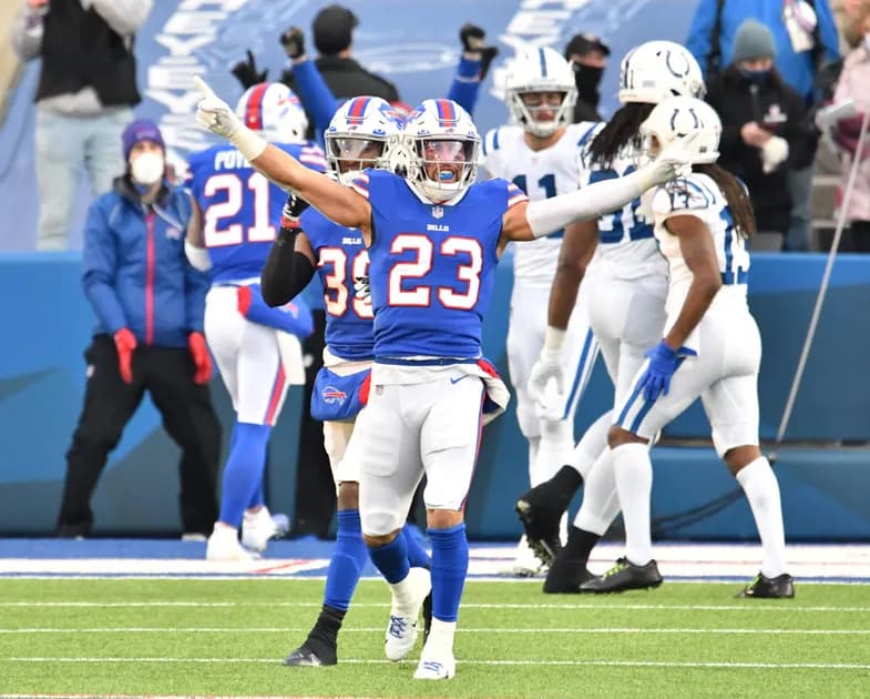 NFL Playoffs Wild Card reaction: Bills hang on to win despite questionable officiating